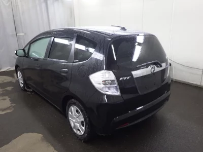 Honda FIT  с аукциона в Японии