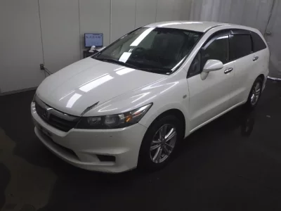 Honda STREAM  с аукциона в Японии