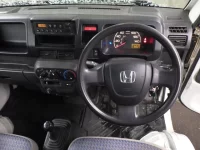 Honda ACTY TRUCK лот № 26027 оценка 3.5  с аукциона в Японии 4