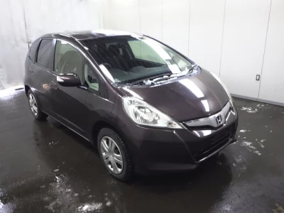 Honda FIT  с аукциона в Японии