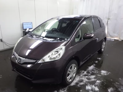 Honda FIT  с аукциона в Японии