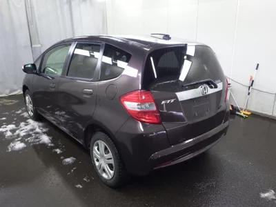 Honda FIT  с аукциона в Японии
