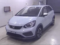 Honda FIT лот № 10050 оценка 3.5  с аукциона в Японии 1