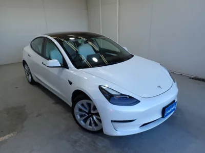 Tesla MODEL3