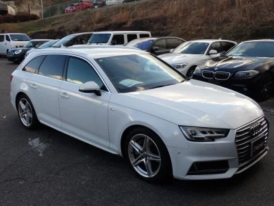 Audi A4  с аукциона в Японии
