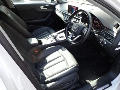 Audi A4  с аукциона в Японии