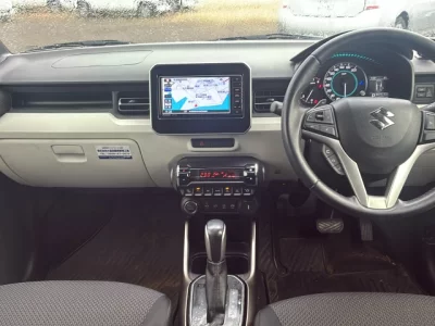 Suzuki IGNIS  с аукциона в Японии