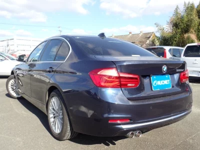 BMW 3-Series  с аукциона в Японии