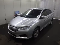 Honda GRACE лот № 26079 оценка 3.5  с аукциона в Японии 1