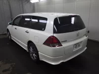 Honda ODYSSEY лот № 26124 оценка 4  с аукциона в Японии 3