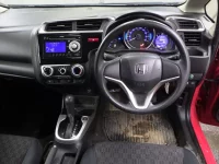 Honda FIT лот № 26128 оценка R  с аукциона в Японии 4