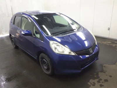 Honda FIT  с аукциона в Японии
