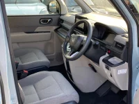 Honda STEP WAGON лот № 11100 оценка 4  с аукциона в Японии 2