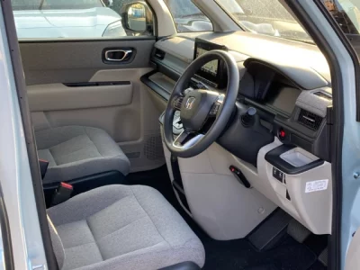 Honda STEP WAGON  с аукциона в Японии