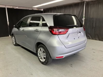 Honda FIT  с аукциона в Японии