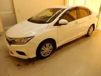 Honda GRACE лот № 28026 оценка 3  с аукциона в Японии 1