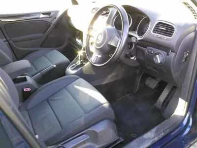 Volkswagen GOLF  с аукциона в Японии