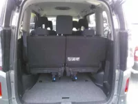 Nissan SERENA лот № 8093 оценка 3.5  с аукциона в Японии 9