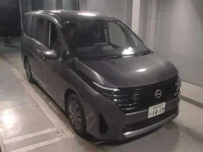 Nissan SERENA  с аукциона в Японии