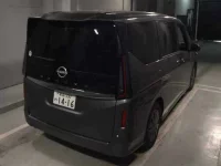 Nissan SERENA лот № 8097 оценка 3.5  с аукциона в Японии 4