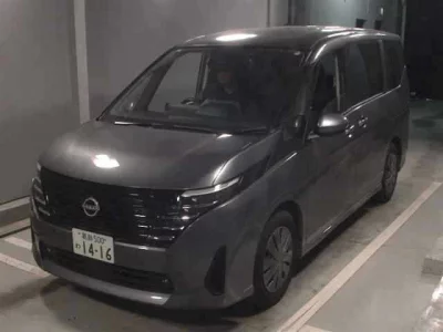 Nissan SERENA  с аукциона в Японии