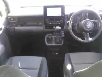 Toyota SIENTA лот № 8102 оценка R  с аукциона в Японии 7