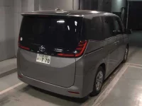 Toyota NOAH лот № 8114 оценка R  с аукциона в Японии 4