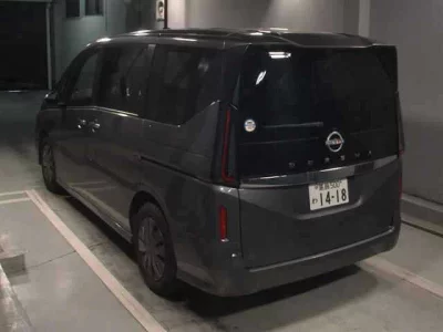 Nissan SERENA  с аукциона в Японии
