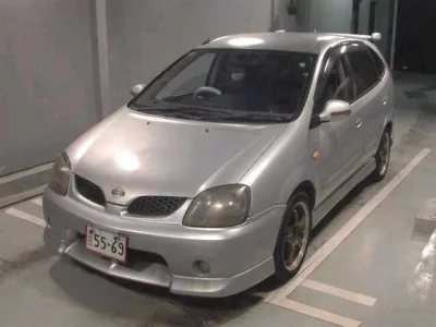 Nissan TINO  с аукциона в Японии