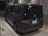 Nissan SERENA лот № 8166 оценка 3.5  с аукциона в Японии 1