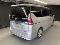 Nissan SERENA лот № 1121 оценка 3  с аукциона в Японии 5