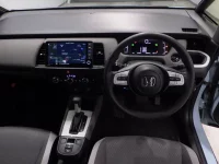 Honda FIT лот № 10203 оценка 4  с аукциона в Японии 4