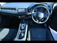 Honda VEZEL лот № 20023 оценка 3  с аукциона в Японии 4