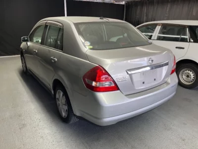 Nissan TIIDA LATIO