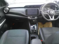 Nissan KICKS лот № 8225 оценка 4  с аукциона в Японии 7
