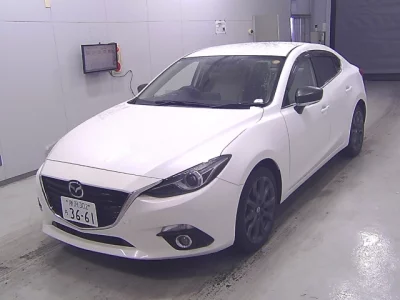 Mazda AXELA  с аукциона в Японии
