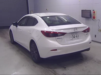 Mazda AXELA  с аукциона в Японии