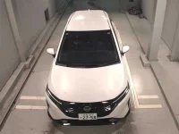 Nissan AURA лот № 8236 оценка 4  с аукциона в Японии 5