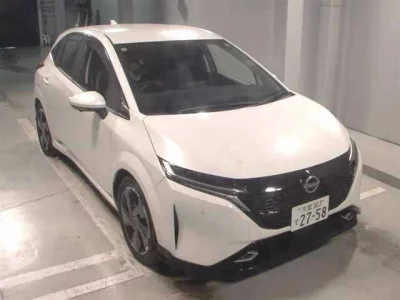 Nissan AURA  с аукциона в Японии