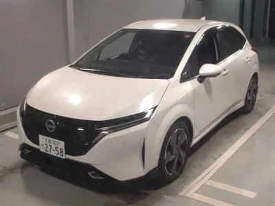 Nissan AURA  с аукциона в Японии