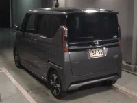 Nissan ROOX лот № 8252 оценка R  с аукциона в Японии 1