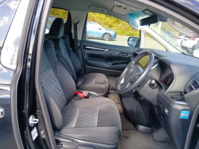 Toyota ALPHARD  с аукциона в Японии