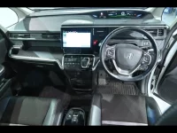 Honda STEP WAGON лот № 20070 оценка 3.5  с аукциона в Японии 4