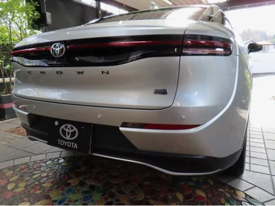 Toyota CROWN CROSSOVER  с аукциона в Японии