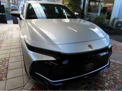 Toyota CROWN CROSSOVER  с аукциона в Японии