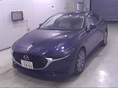 Mazda MAZDA3  с аукциона в Японии