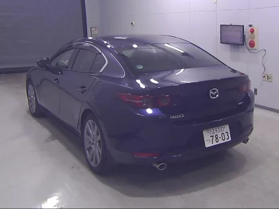 Mazda MAZDA3  с аукциона в Японии