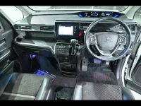 Honda STEP WAGON лот № 20078 оценка R  с аукциона в Японии 4