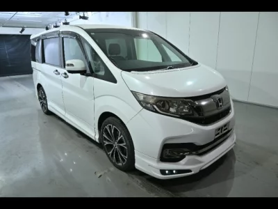 Honda STEP WAGON  с аукциона в Японии
