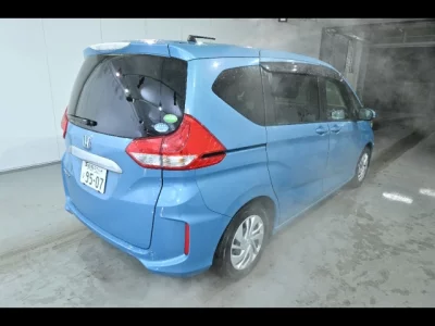 Honda FREED  с аукциона в Японии